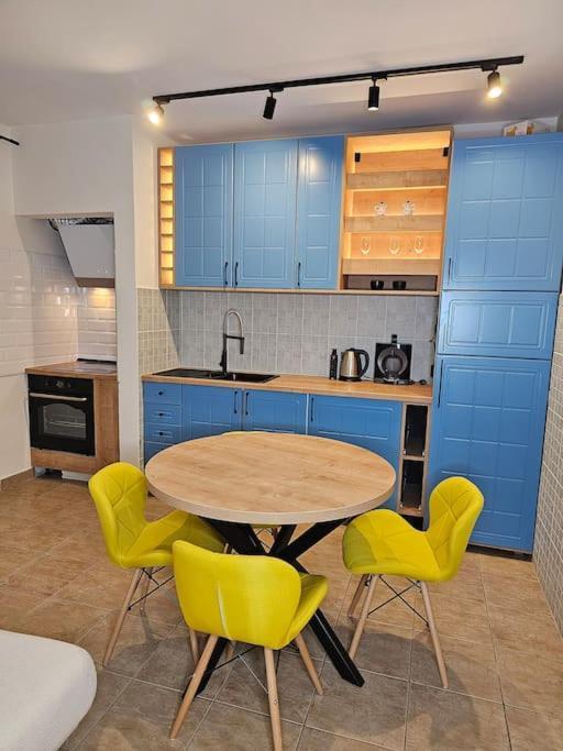 Grandpa Vojin'S Cozy Corner Apartment Subotica Ngoại thất bức ảnh